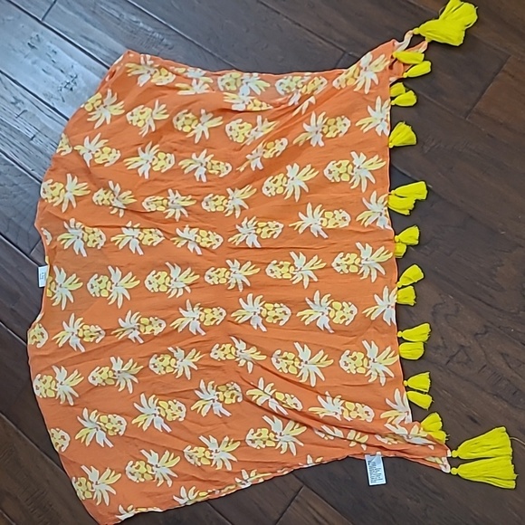 Crown & Ivy Beach Orange Pineapple Swim Coverup Featuring yellow tassels size XL - Picture 2 of 6